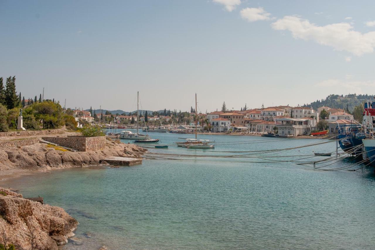 Mimoza Hotel Spetses Town Exterior photo