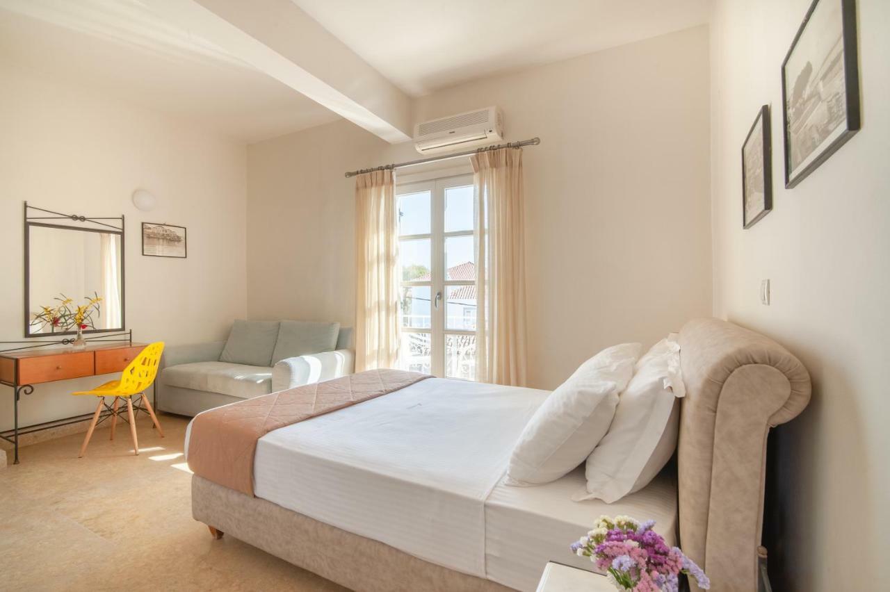 Mimoza Hotel Spetses Town Exterior photo