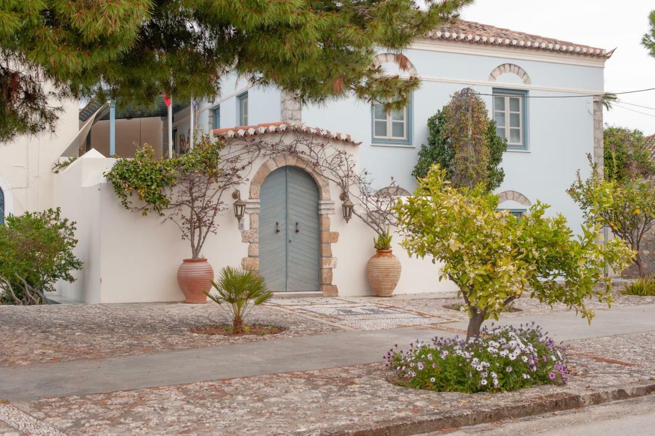 Mimoza Hotel Spetses Town Exterior photo