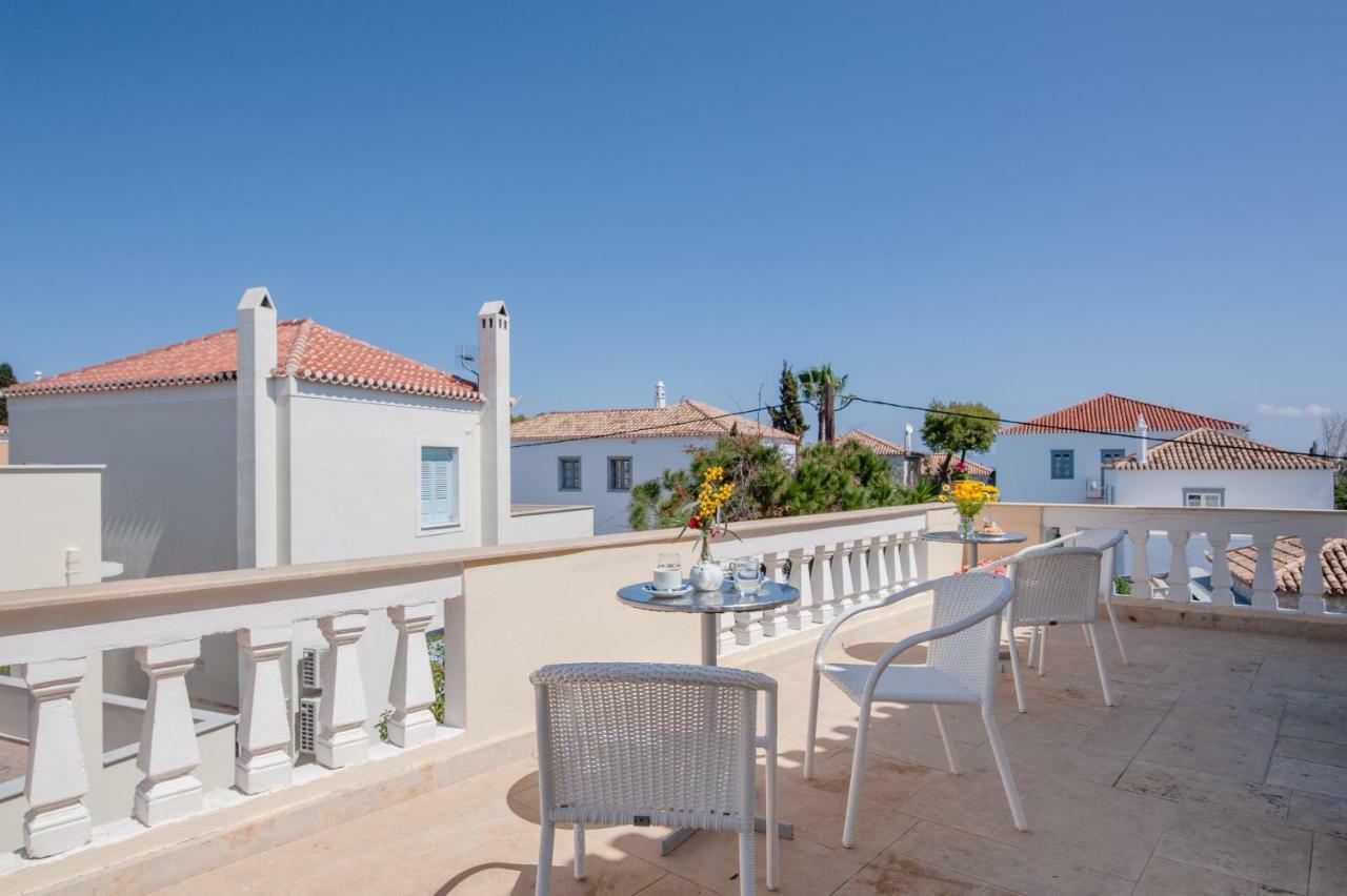 Mimoza Hotel Spetses Town Exterior photo