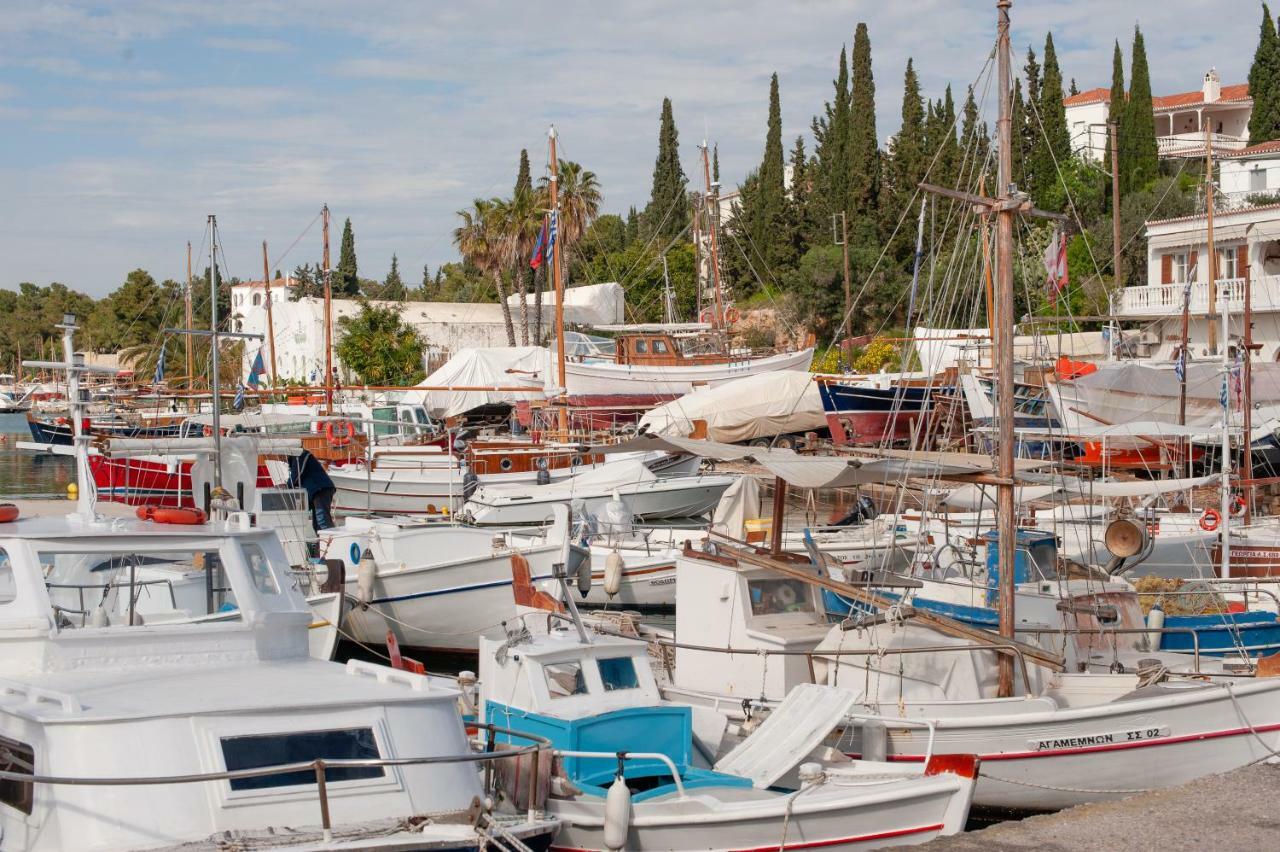 Mimoza Hotel Spetses Town Exterior photo