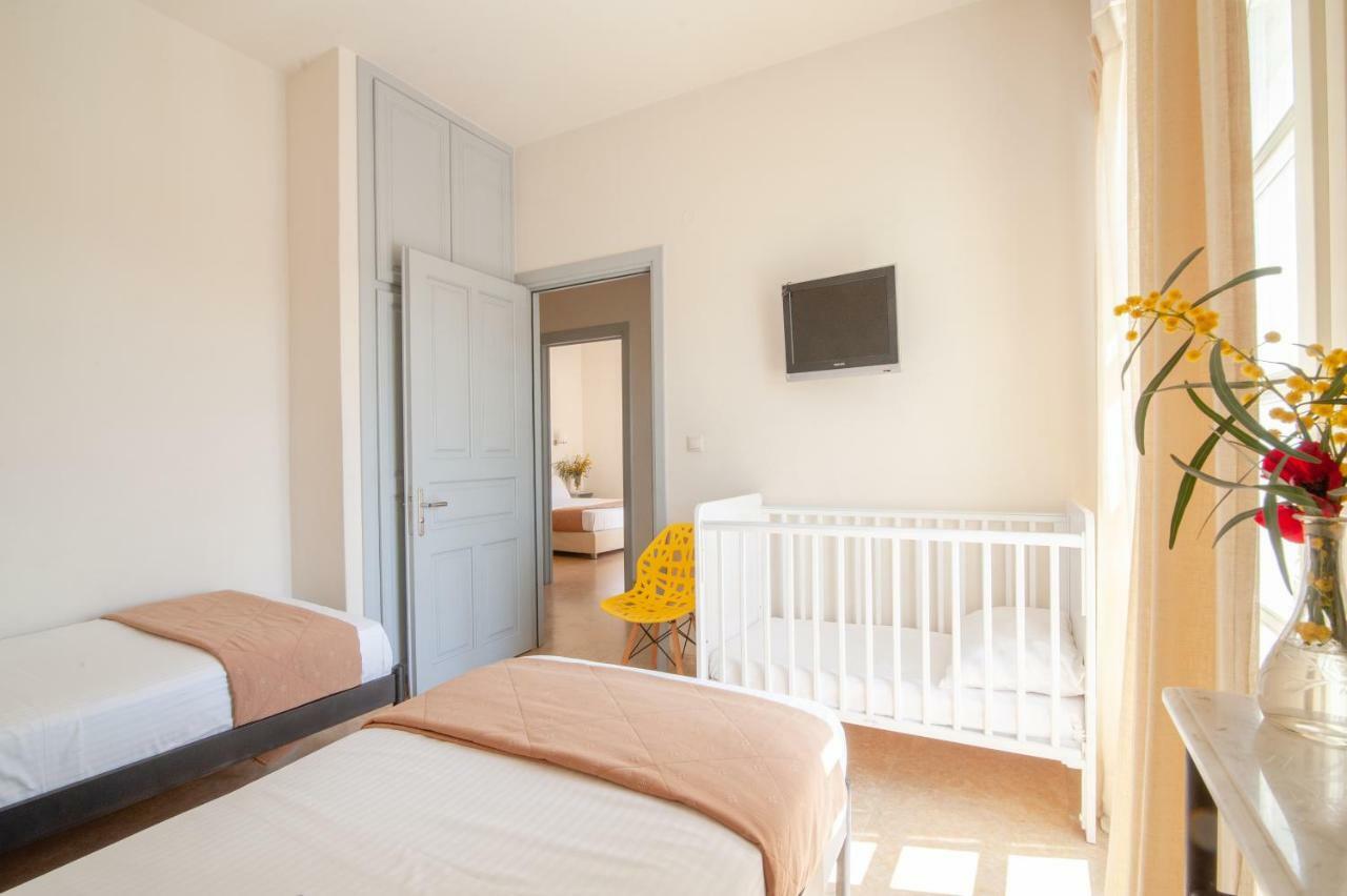 Mimoza Hotel Spetses Town Exterior photo