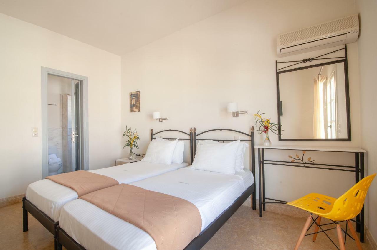 Mimoza Hotel Spetses Town Exterior photo