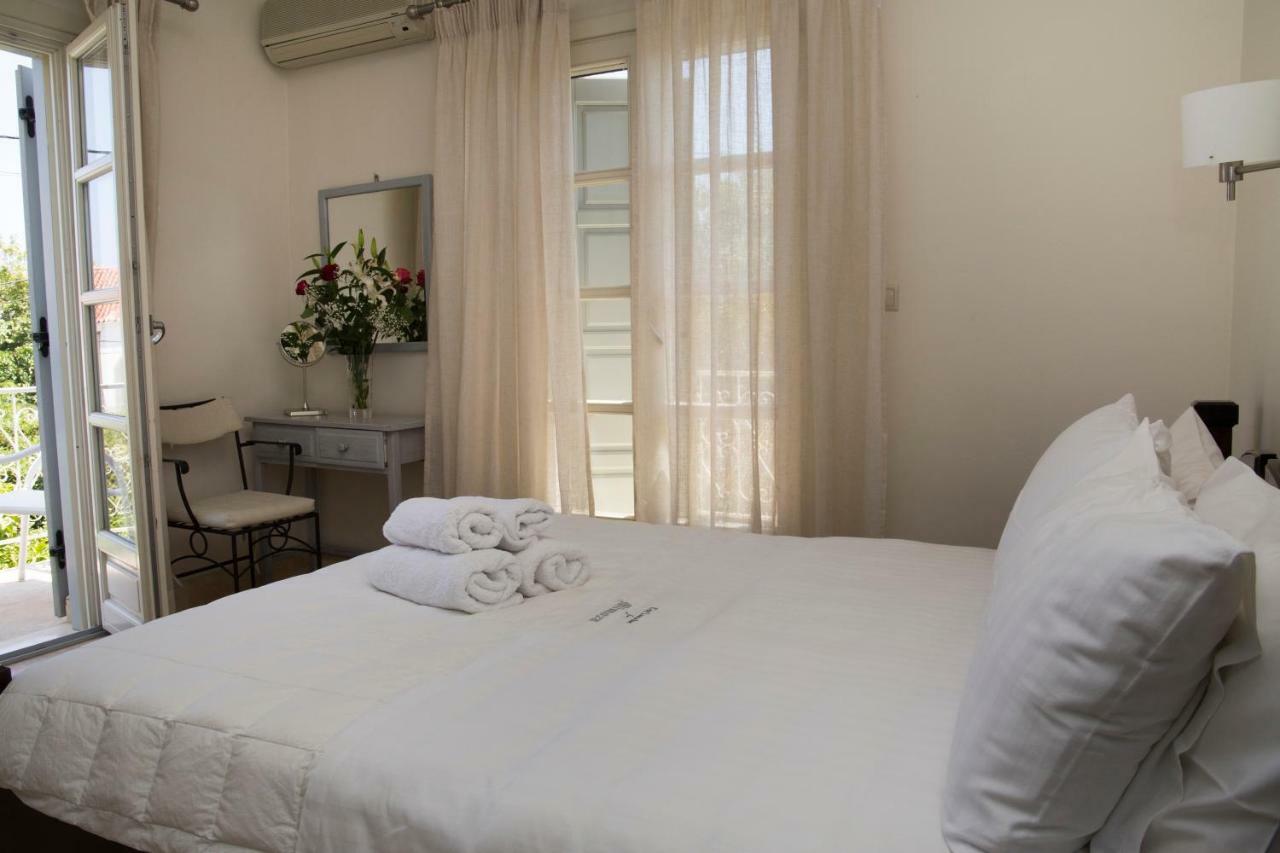 Mimoza Hotel Spetses Town Exterior photo